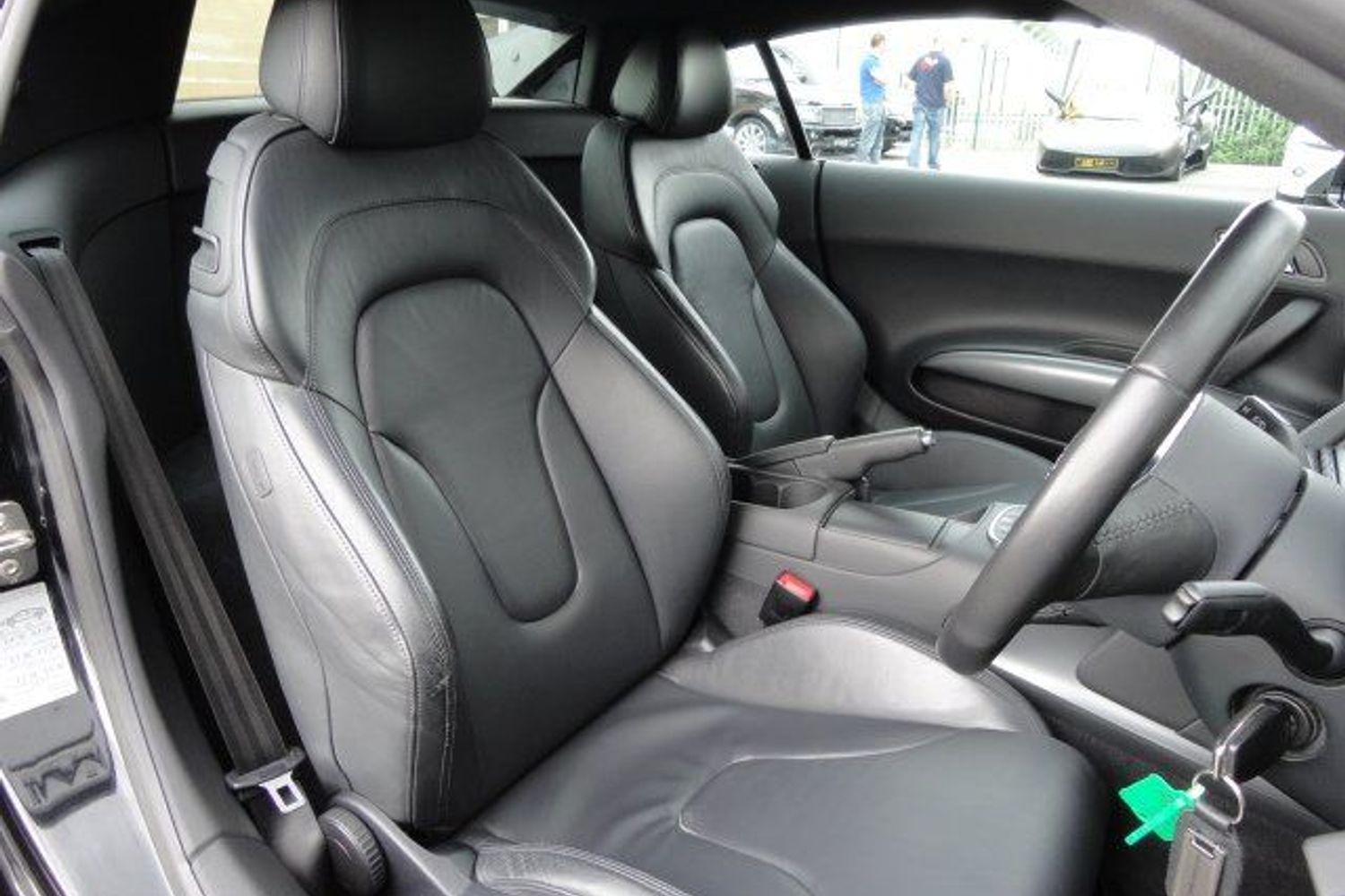 AUDI R8 V8 4.2 Quattro 6sp Manual