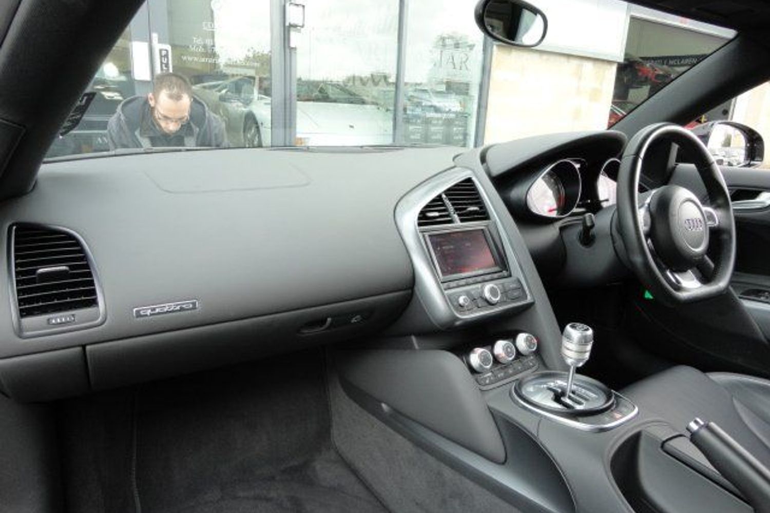 AUDI R8 V8 4.2 Quattro 6sp Manual