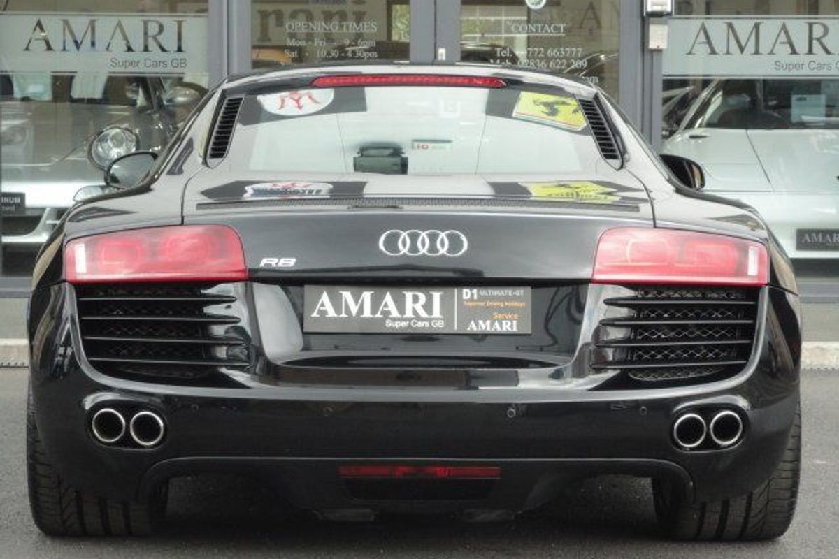 AUDI R8 V8 4.2 Quattro 6sp Manual