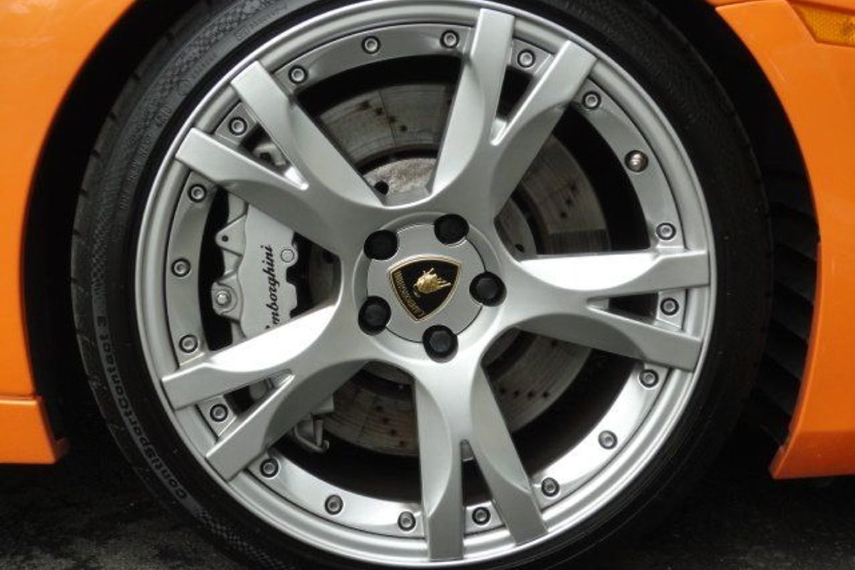 LAMBORGHINI Gallardo Spyder E - Gear