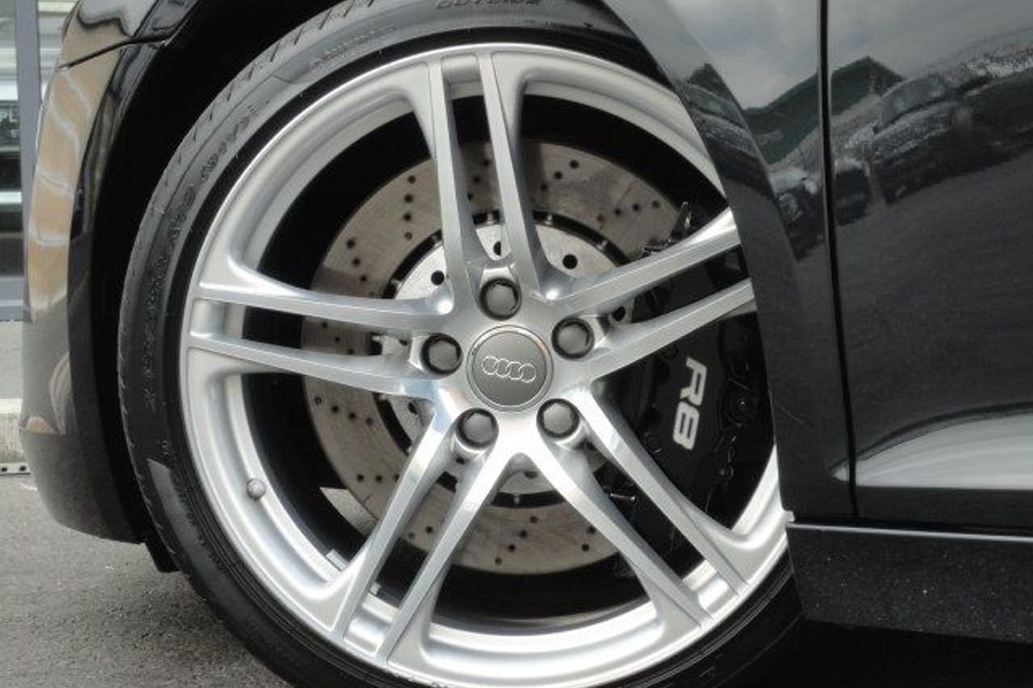 AUDI R8 V8 4.2 FSI 6sp Manual