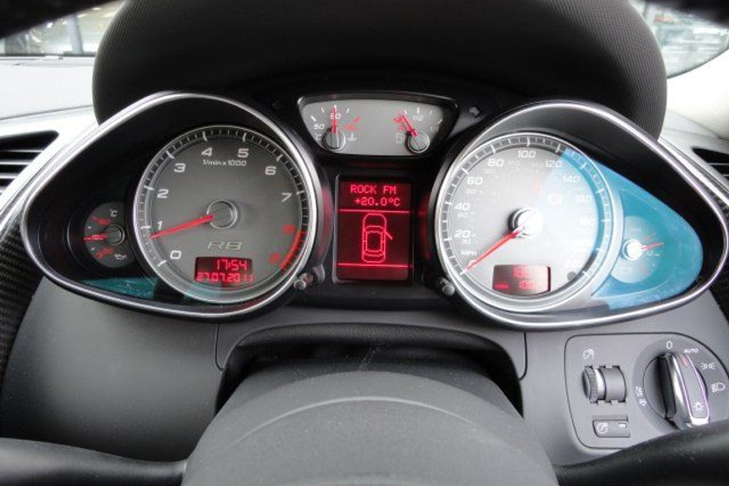 AUDI R8 V8 4.2 FSI 6sp Manual