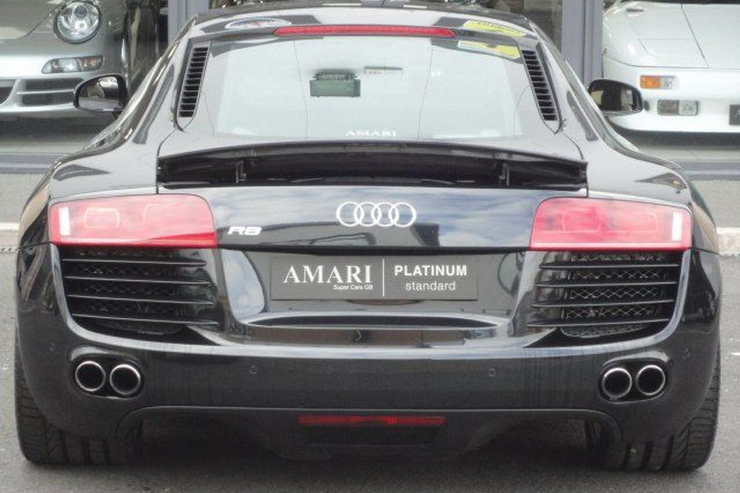 AUDI R8 V8 4.2 FSI 6sp Manual