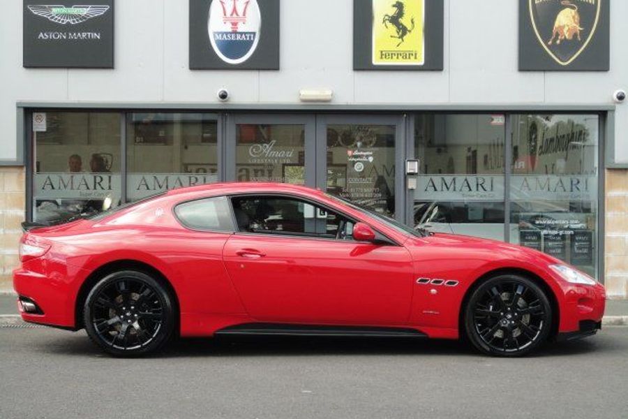 2011 MASERATI GranTurismo