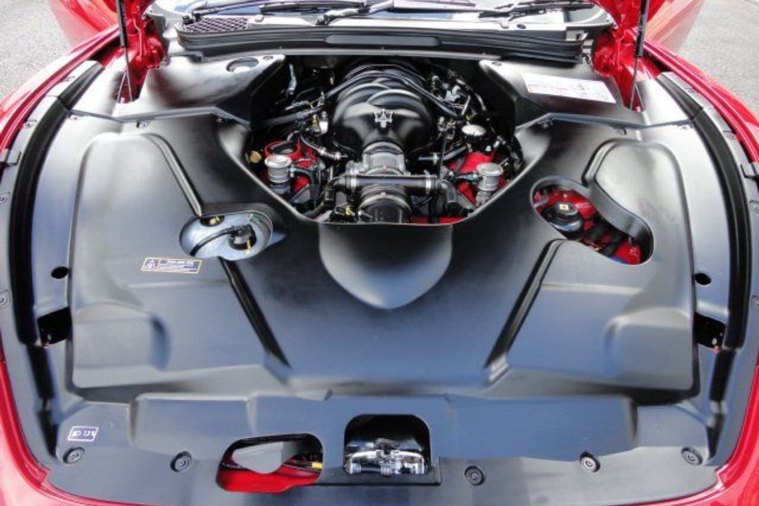 MASERATI GranTurismo 4.7 S MC SPORT LINE CARBON