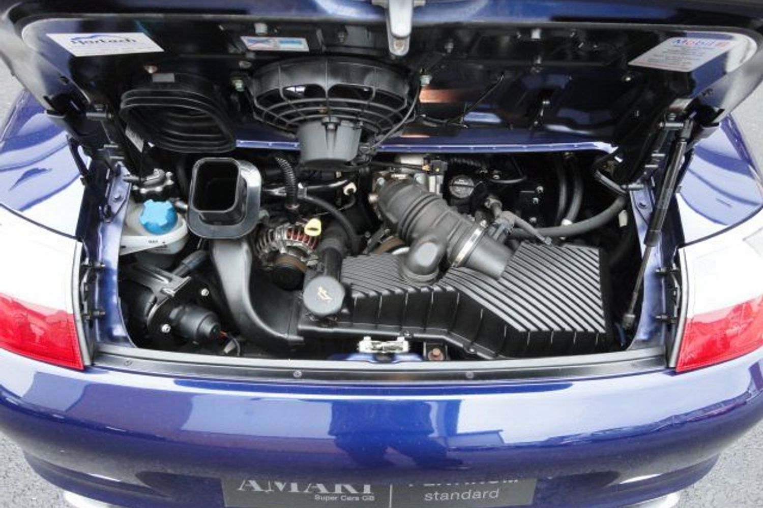 PORSCHE 911 3.6 Carrera 4
