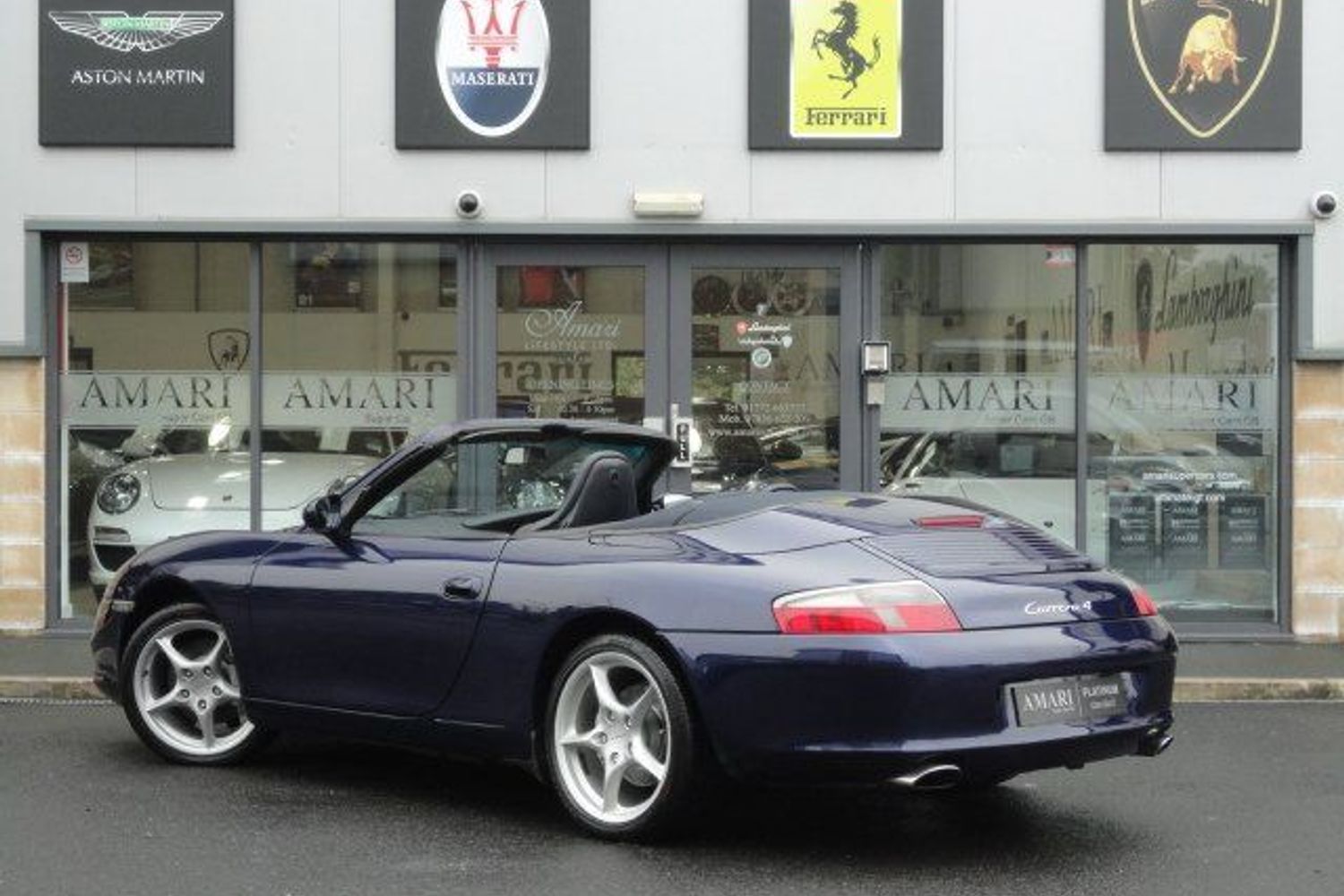 PORSCHE 911 3.6 Carrera 4
