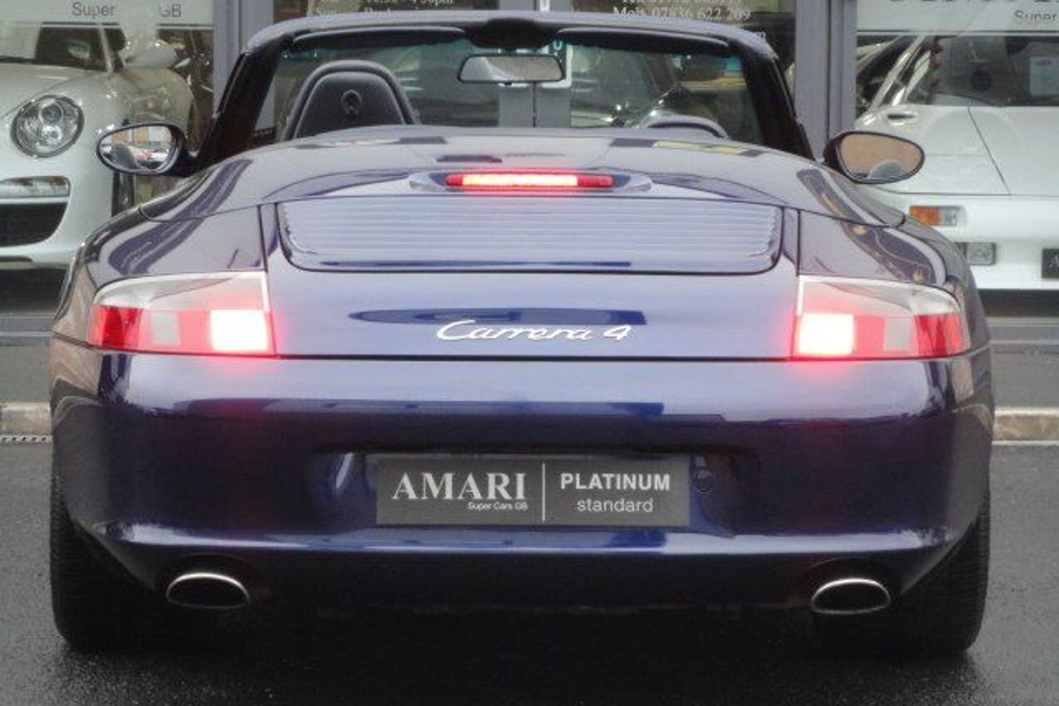 PORSCHE 911 3.6 Carrera 4