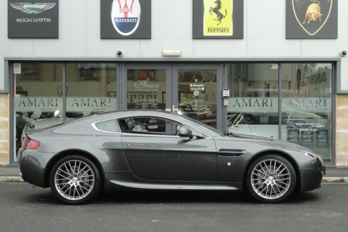 ASTON MARTIN AMV8 4.7 Vantage 11 Reg with 2500 miles only !!!!!