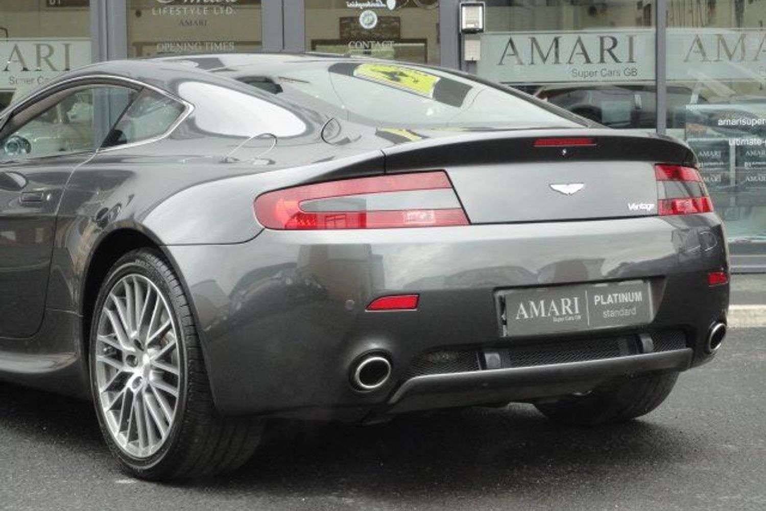 ASTON MARTIN AMV8 4.7 Vantage 11 Reg with 2500 miles only !!!!!