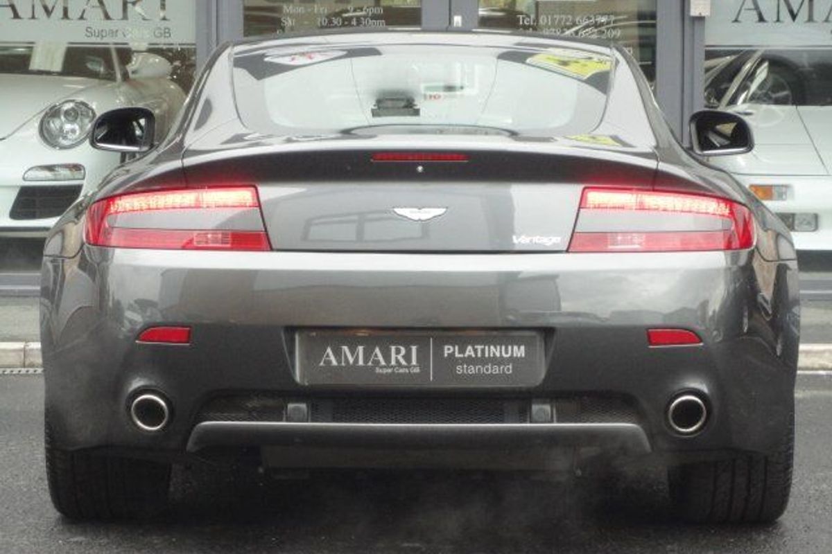 ASTON MARTIN AMV8 4.7 Vantage 11 Reg with 2500 miles only !!!!!