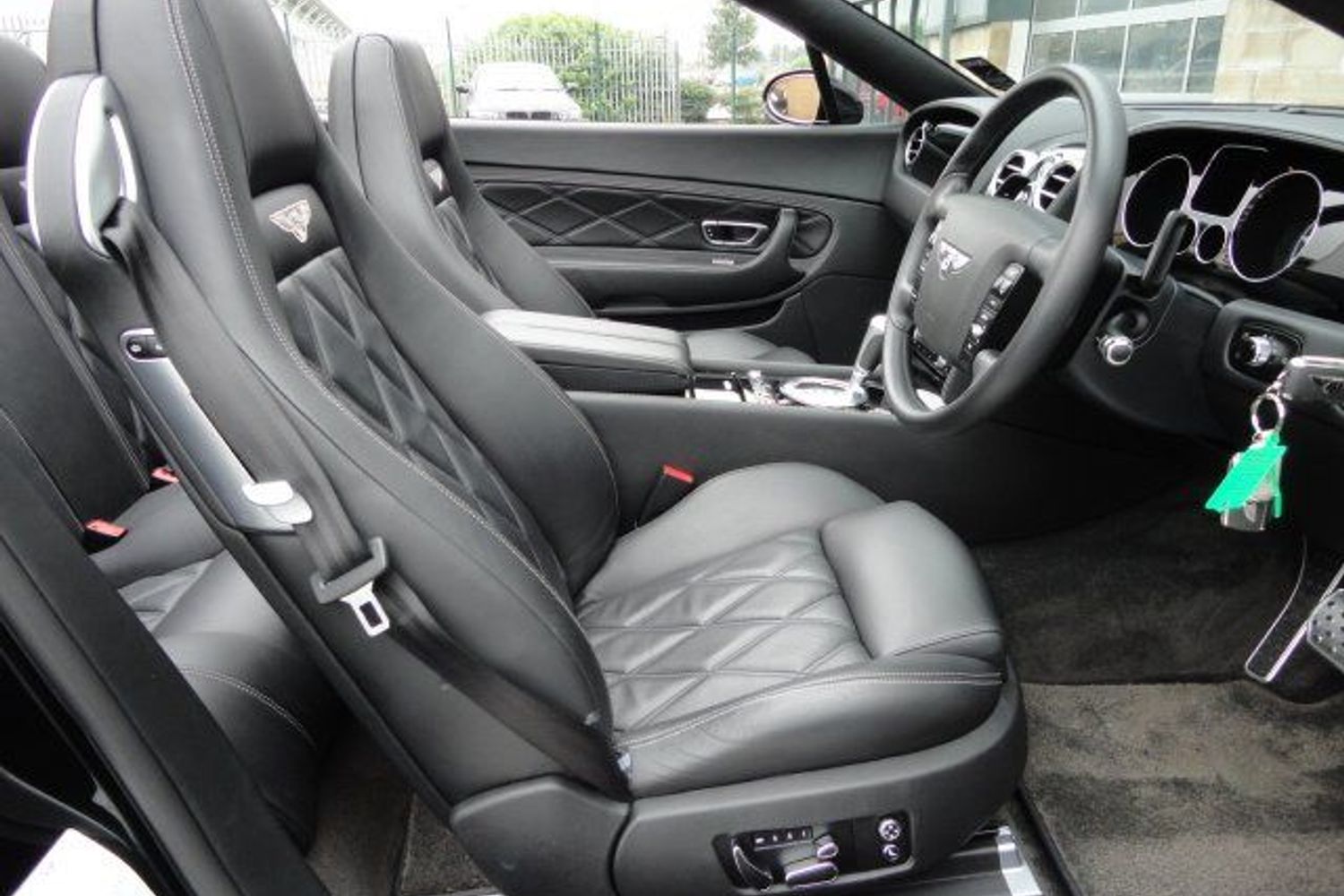 BENTLEY GTC Mulliner Choice Six GT�s & GTC�s