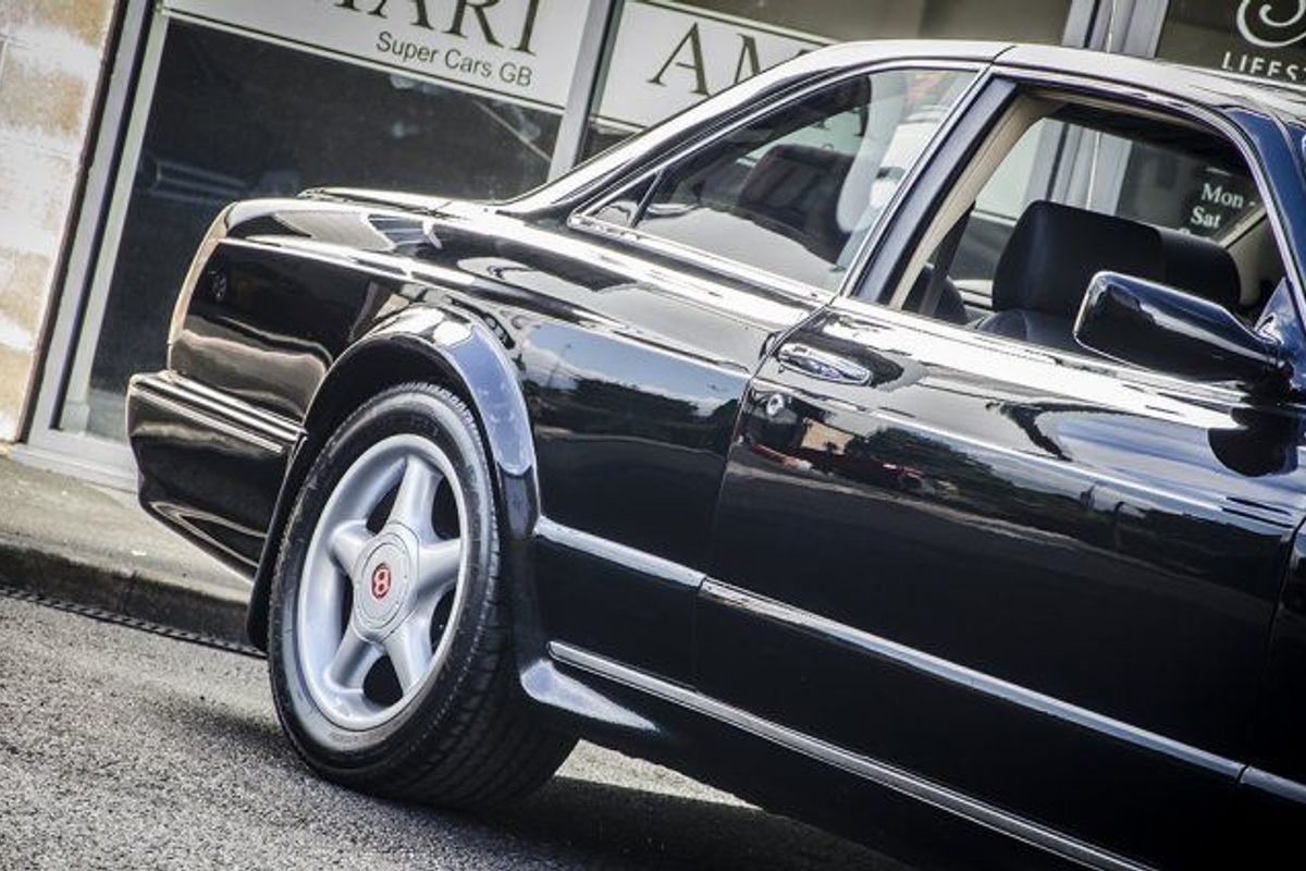 BENTLEY Continental T SWB Wide Body Full Flair Arched