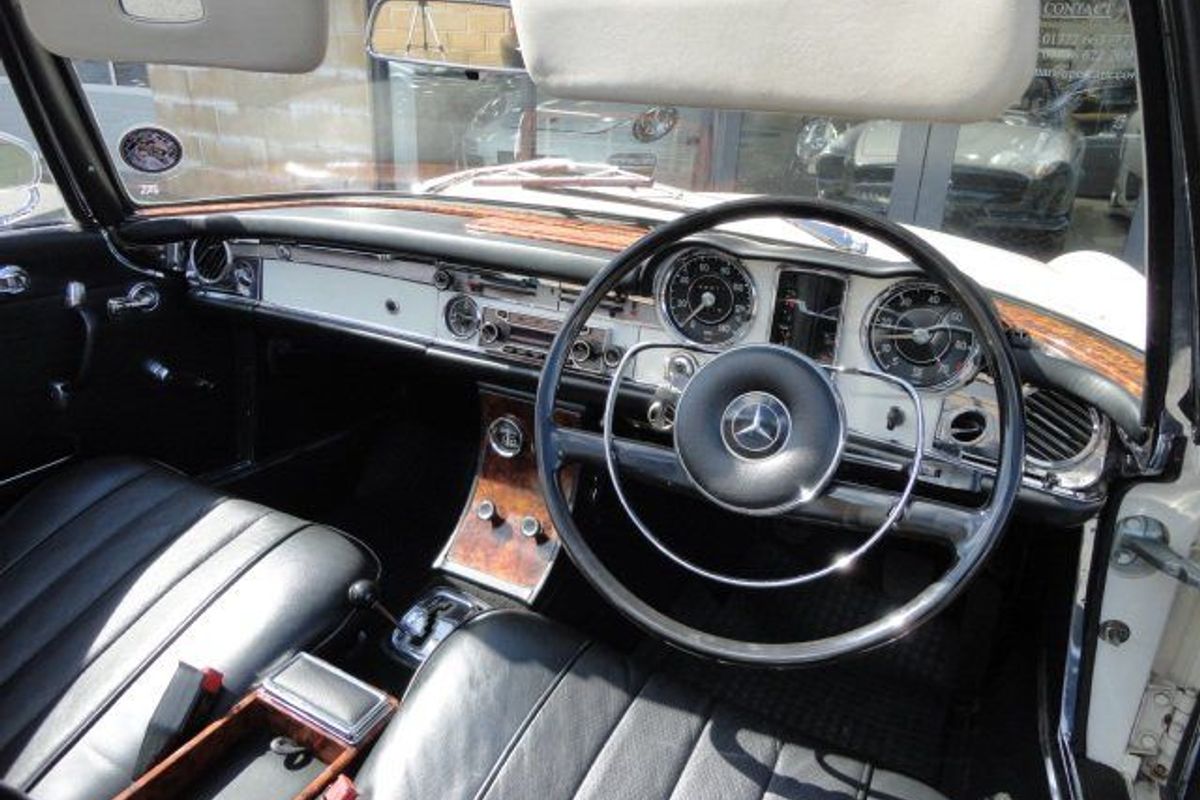 MERCEDES-BENZ 230 SL PAGODA "owned by Britt Ekland "