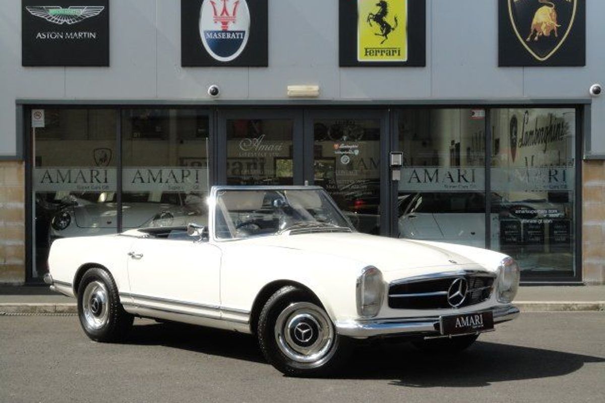 MERCEDES-BENZ 230 SL PAGODA "owned by Britt Ekland "