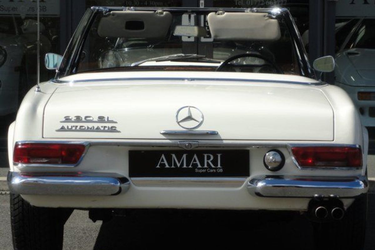 MERCEDES-BENZ 230 SL PAGODA "owned by Britt Ekland "