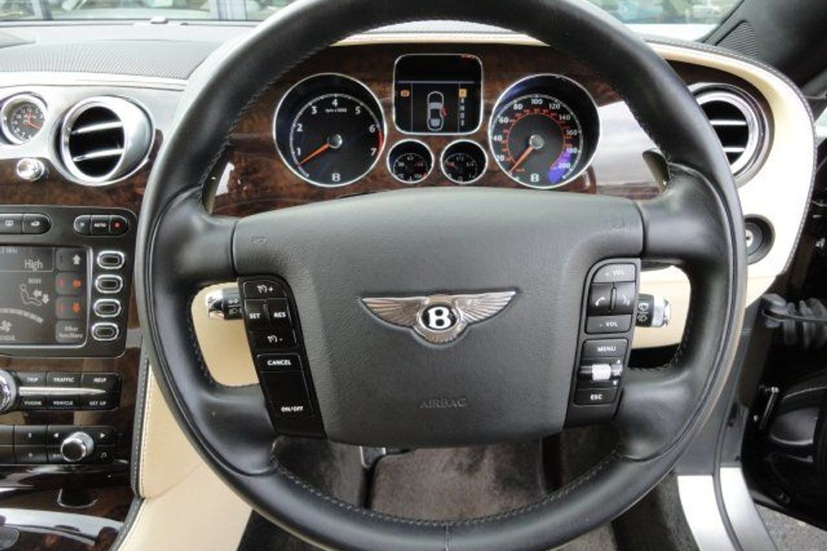 BENTLEY GT Continental Mulliner Edition