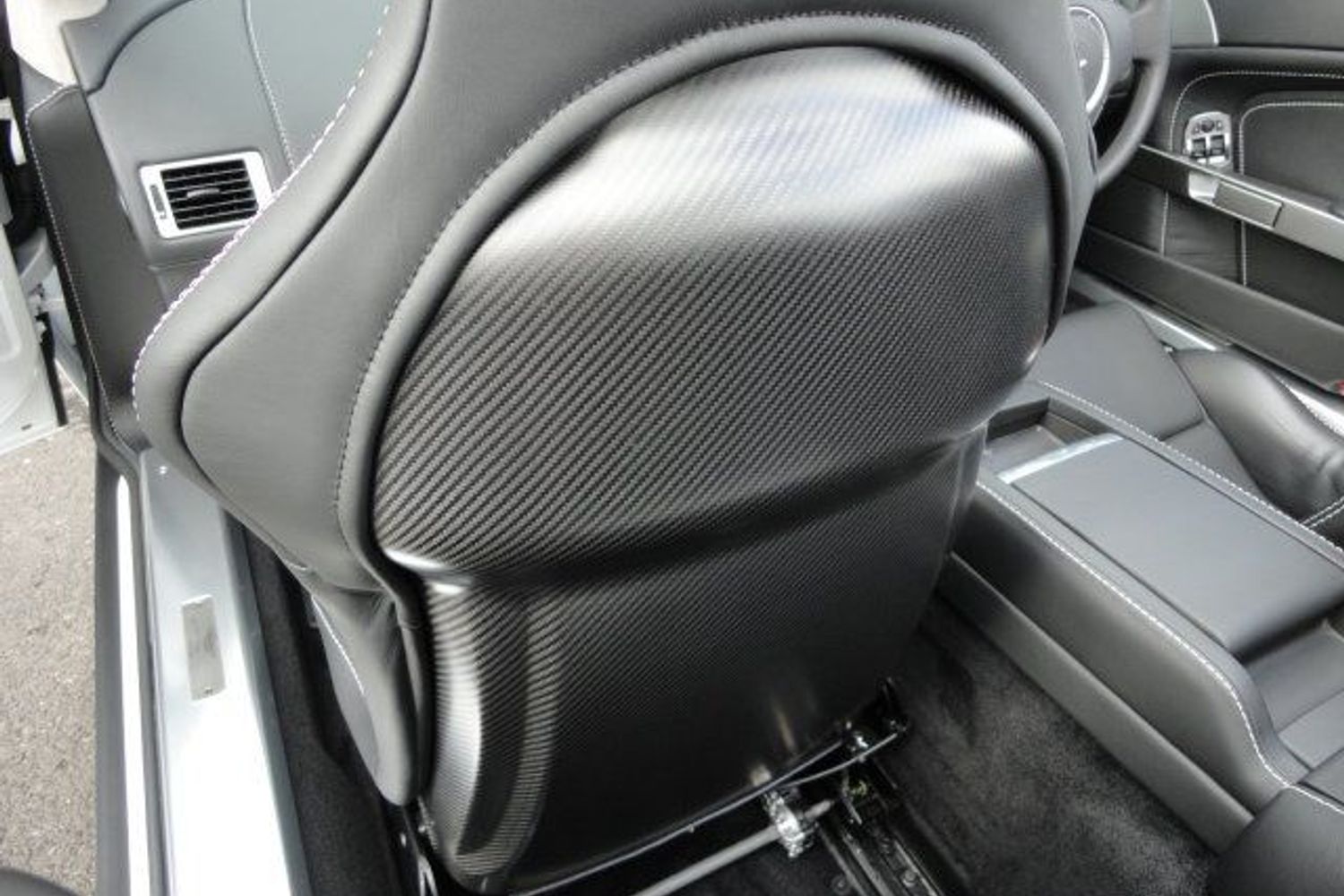ASTON MARTIN VANTAGE V8 ROADSTER Auto/Sport Paddle Shift