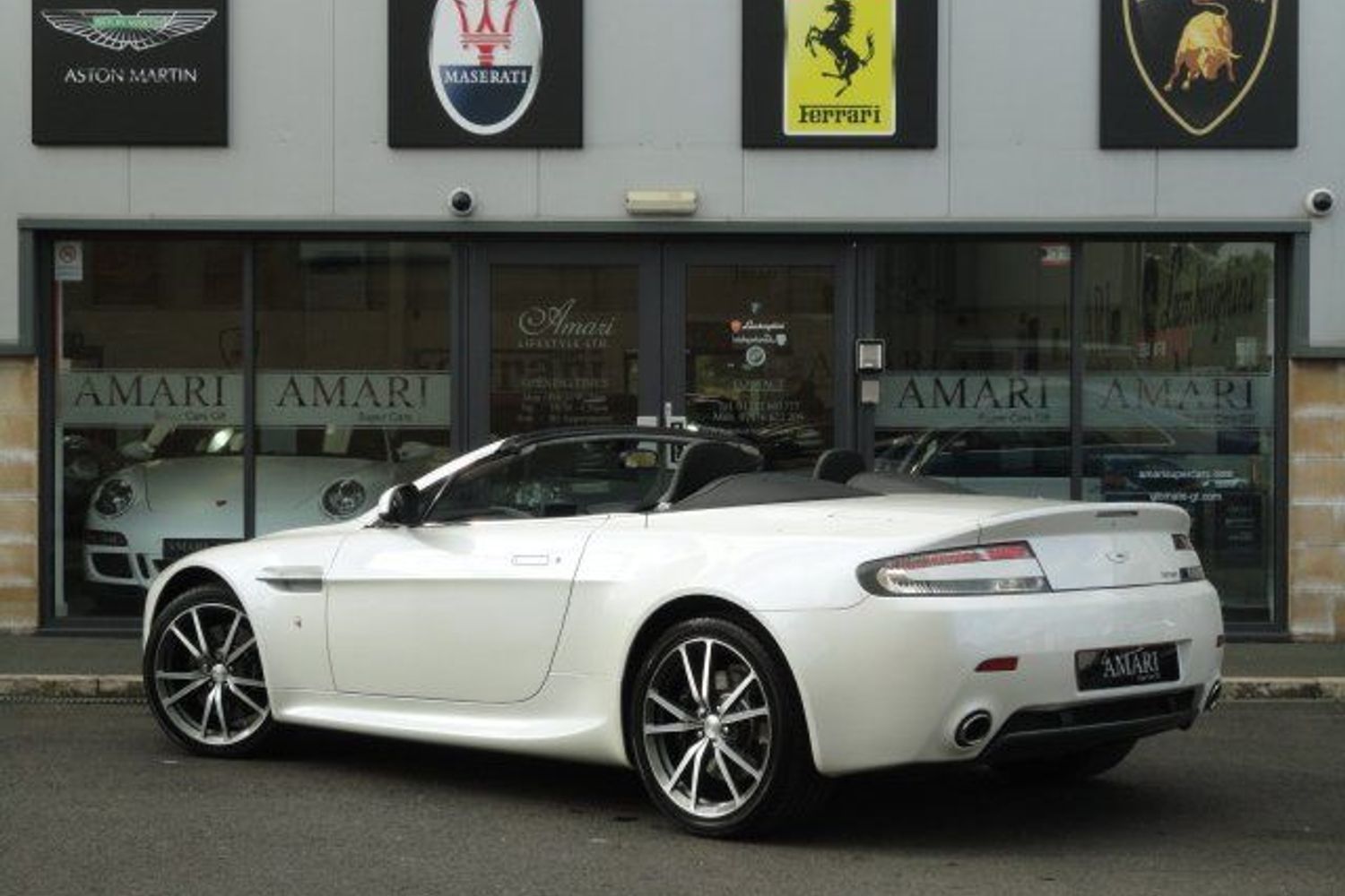 ASTON MARTIN VANTAGE V8 ROADSTER Auto/Sport Paddle Shift