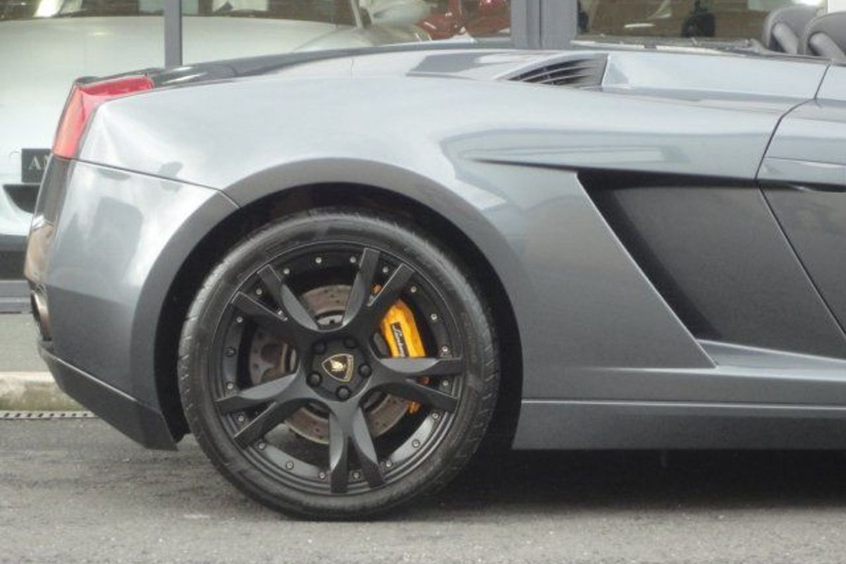 LAMBORGHINI Gallardo Spider E-Gear