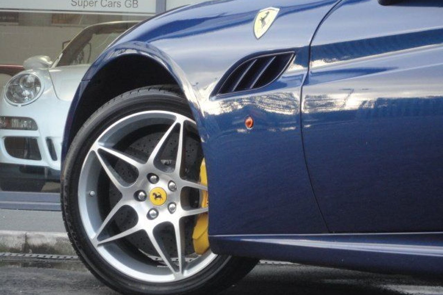 FERRARI California F1 Stunning Tour De France Blue