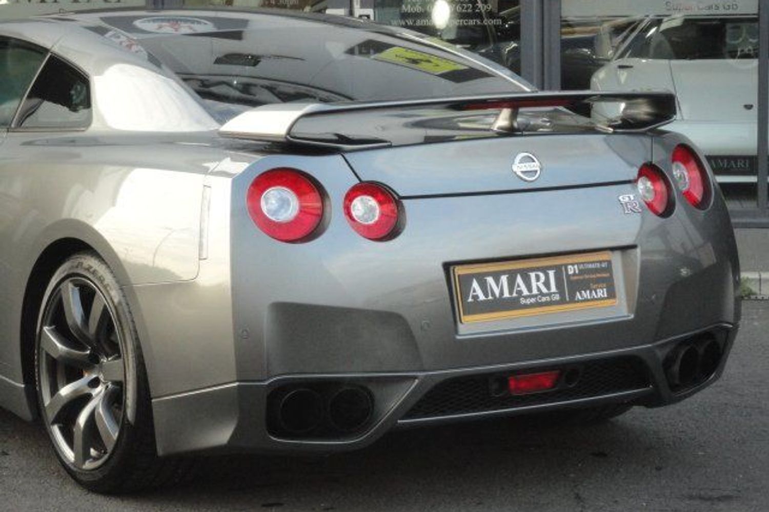 NISSAN GTR  V6 Twin Turbo Premium Edition (JAPAN IMPORT)