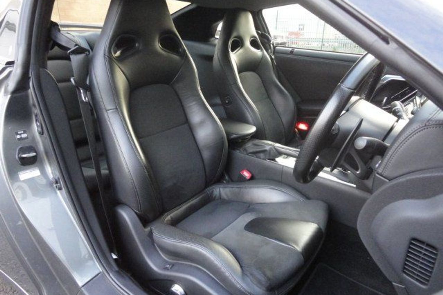 NISSAN GTR  V6 Twin Turbo Premium Edition (JAPAN IMPORT)