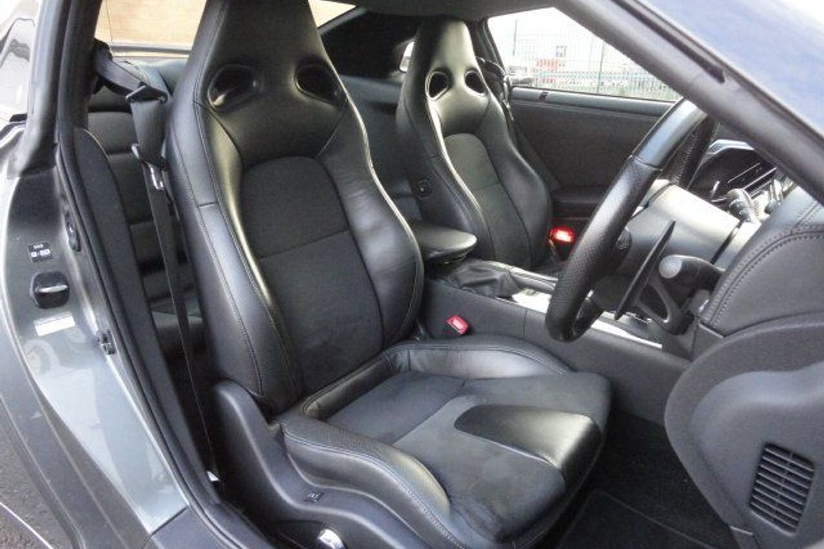 NISSAN GTR  V6 Twin Turbo Premium Edition (JAPAN IMPORT)