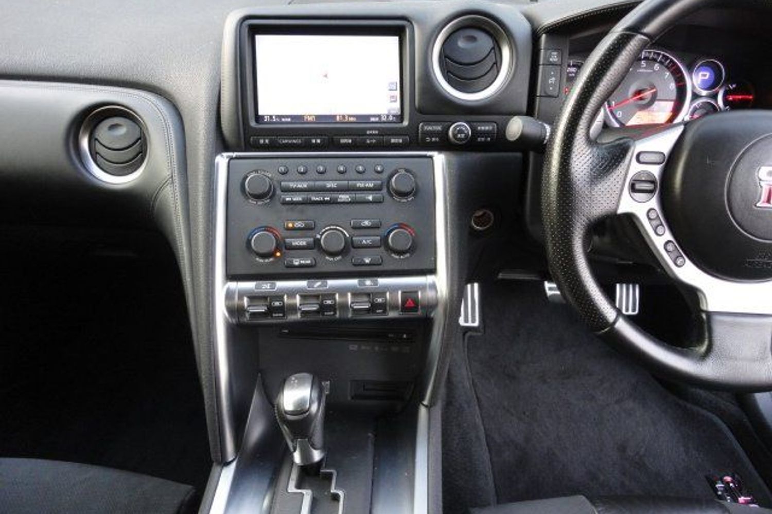 NISSAN GTR  V6 Twin Turbo Premium Edition (JAPAN IMPORT)