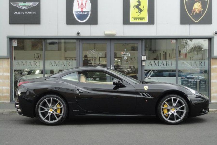 2010 FERRARI California
