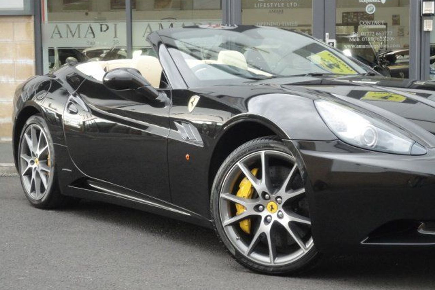 FERRARI California F1