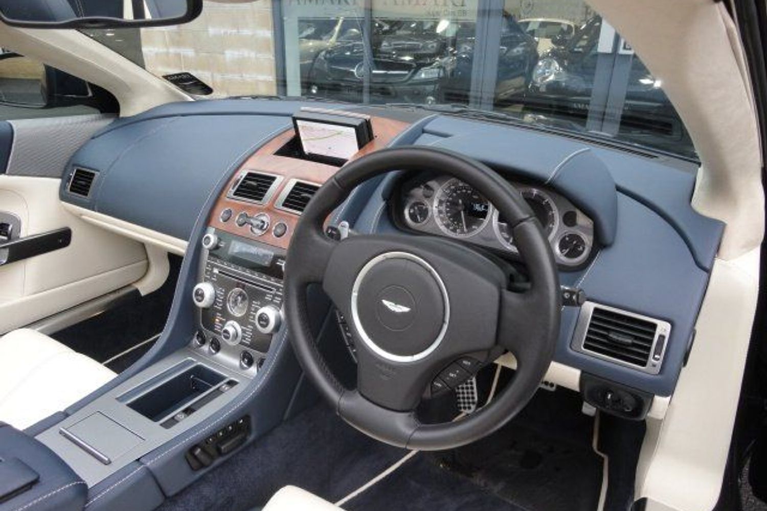 ASTON MARTIN DB9 V12 VOLANTE S