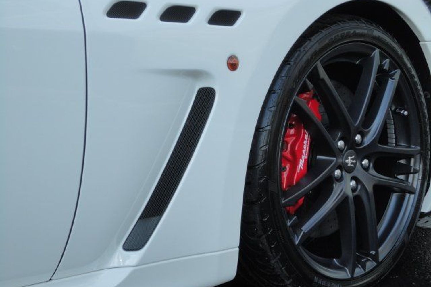 MASERATI GRAN TURISMO 4.7 MC Shift S Stradale