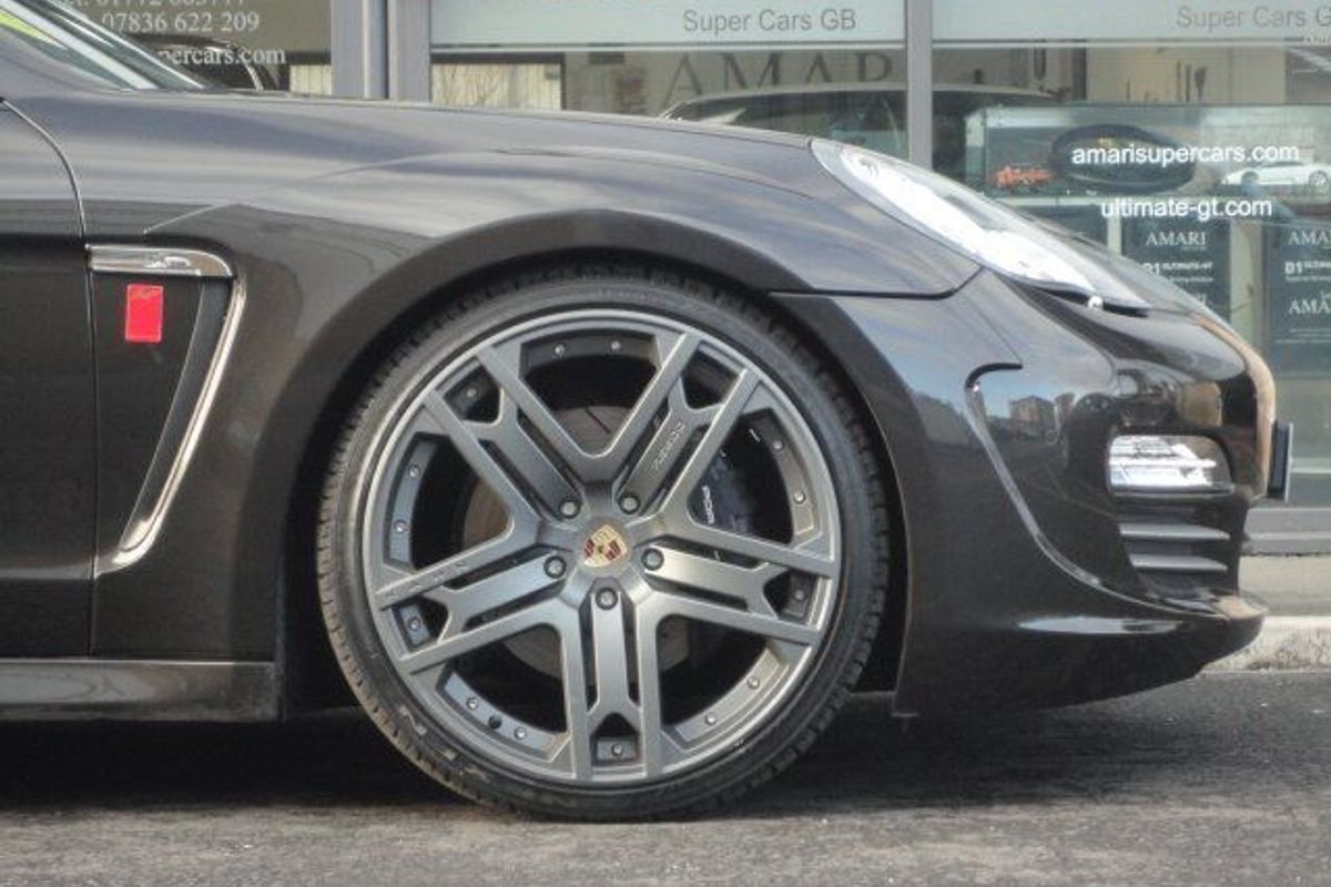 PORSCHE Panamera 4 3.6 V6 PDK KAHN WIDE-TRACK