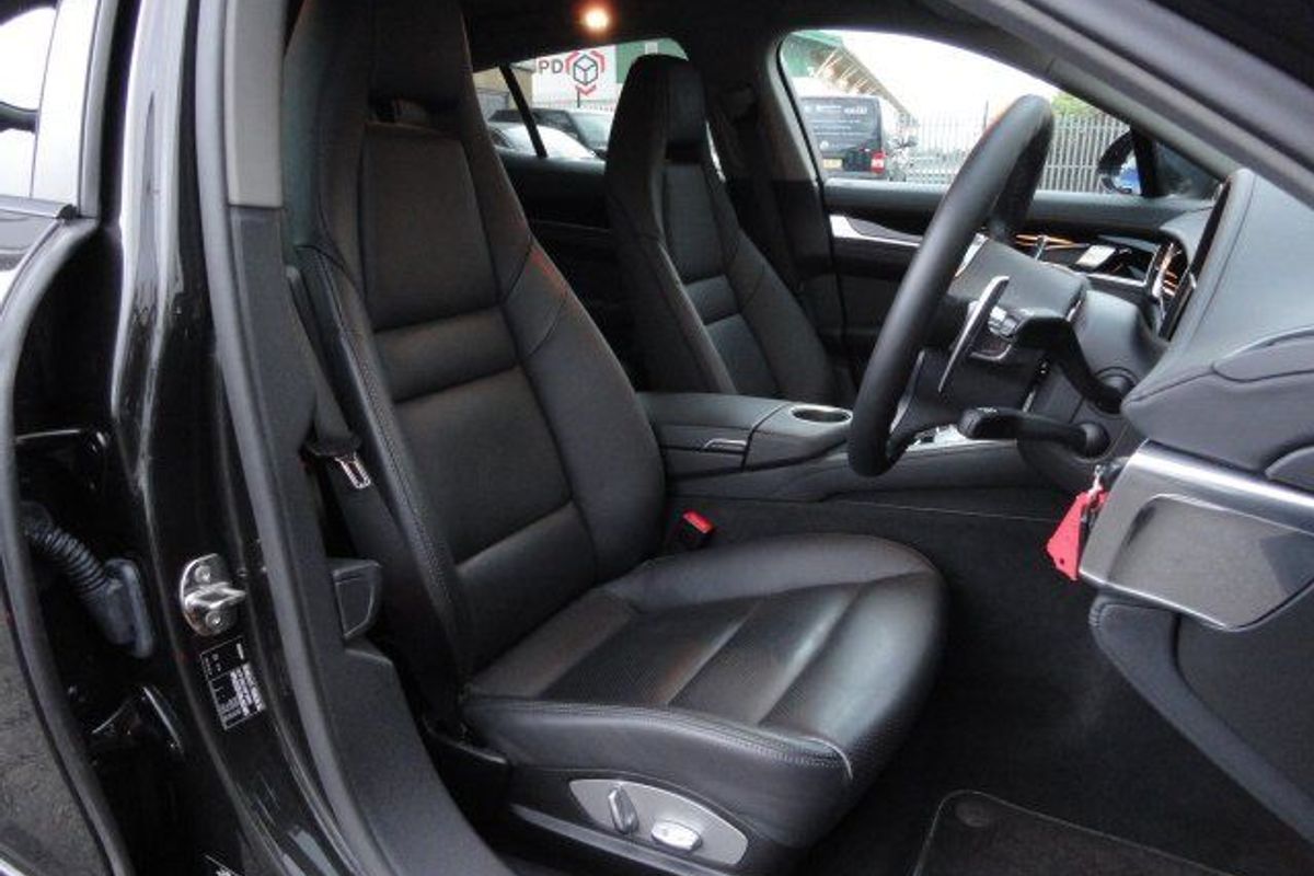 PORSCHE Panamera 4 3.6 V6 PDK KAHN WIDE-TRACK
