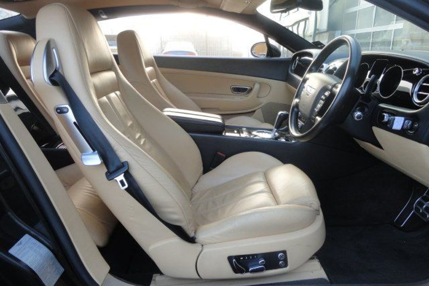 BENTLEY Continental GT 6.0 W12
