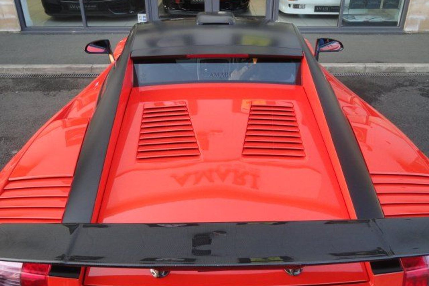LAMBORGHINI Invidia Wide Arch Conversion