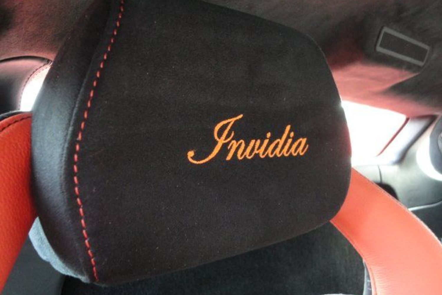 LAMBORGHINI Invidia Wide Arch Conversion