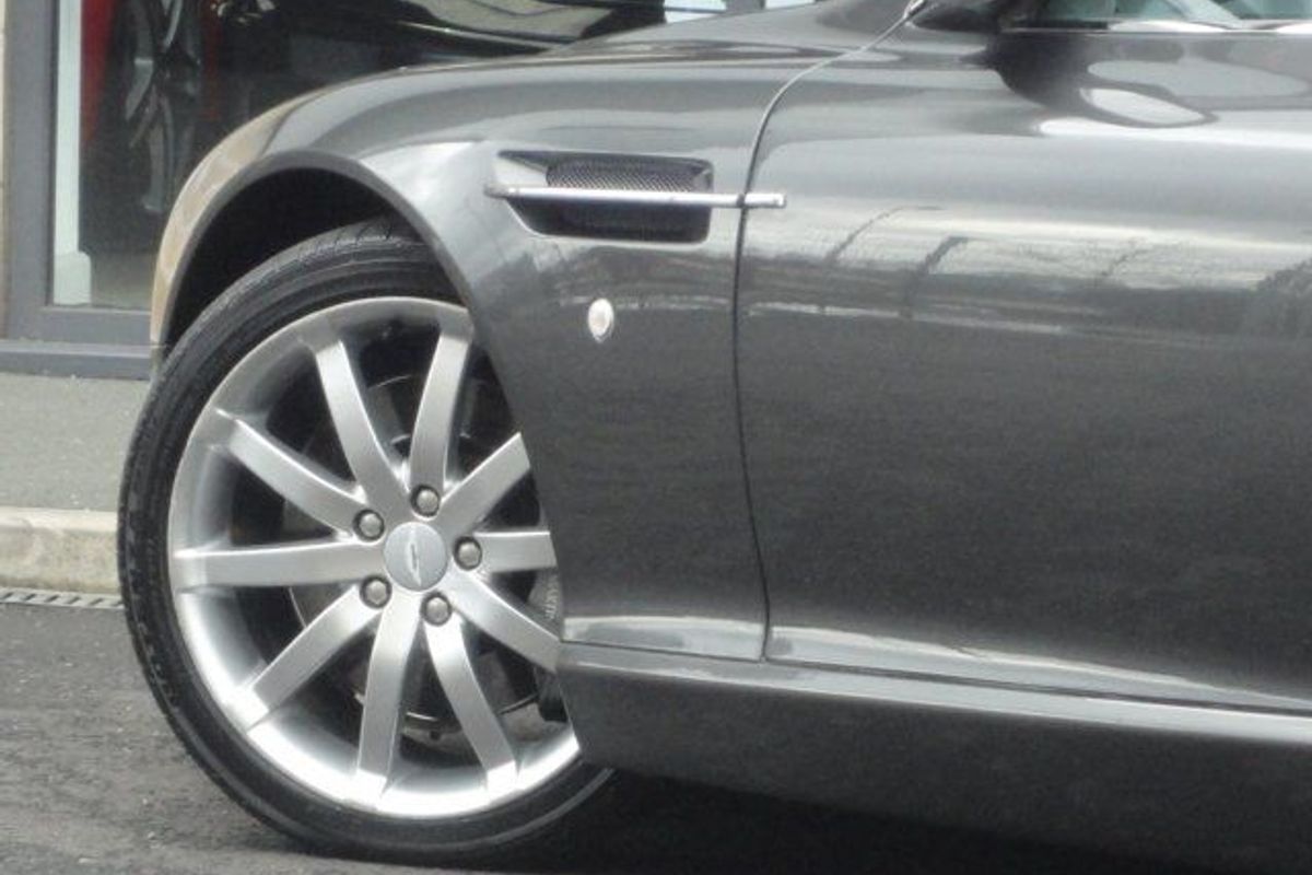 ASTON MARTIN DB9 Touch Tronic Auto
