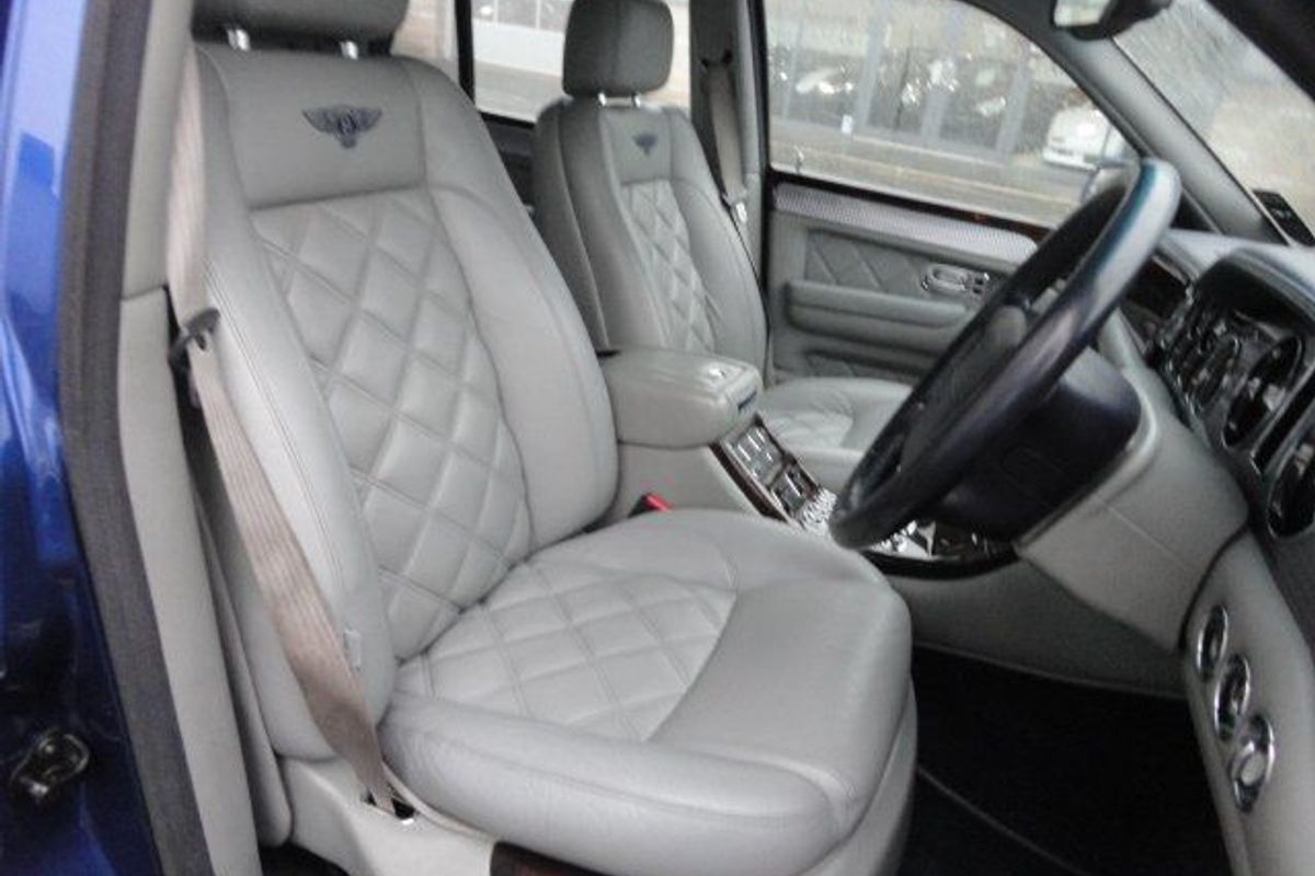 BENTLEY Arnage T �180000 Bentley for only �26995!!!