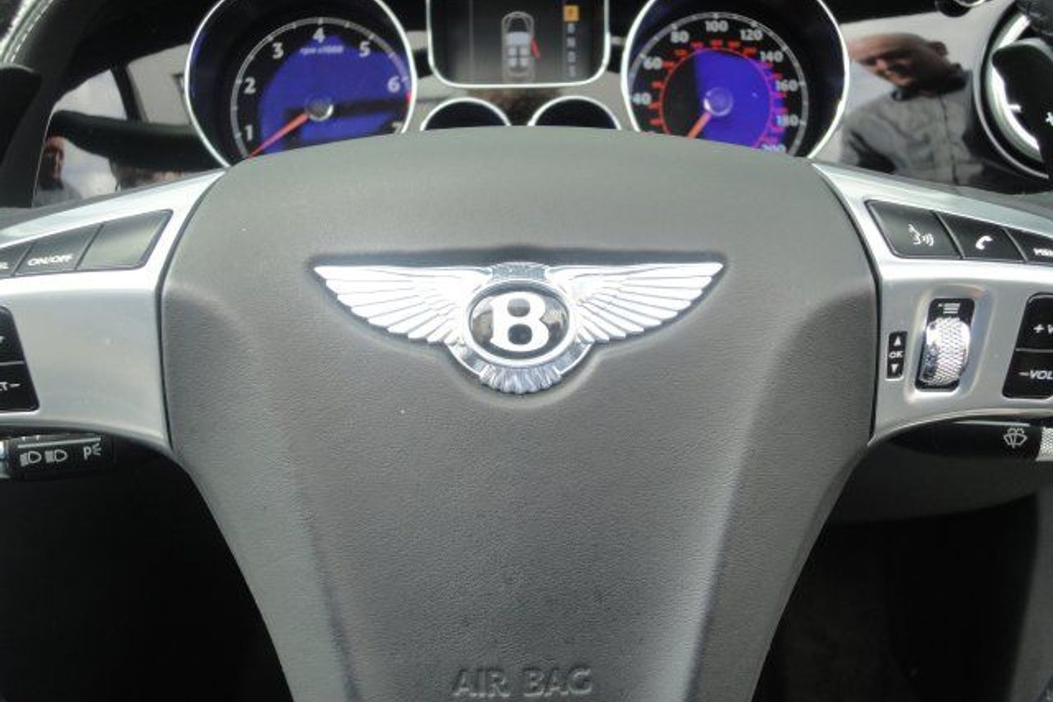 BENTLEY GTC Speed in Matte Black
