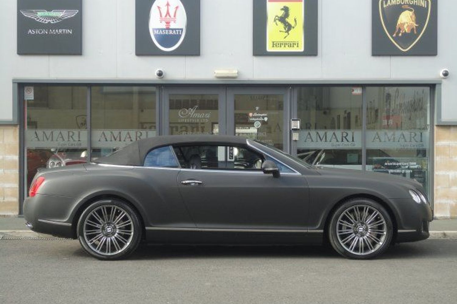 BENTLEY GTC Speed in Matte Black