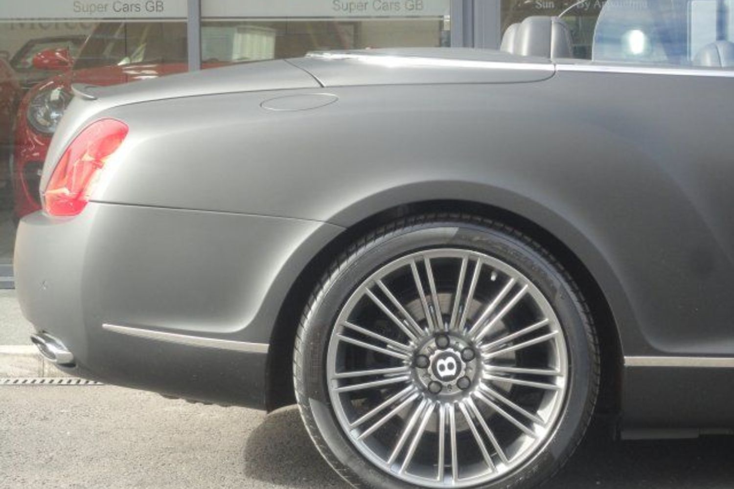 BENTLEY GTC Speed in Matte Black