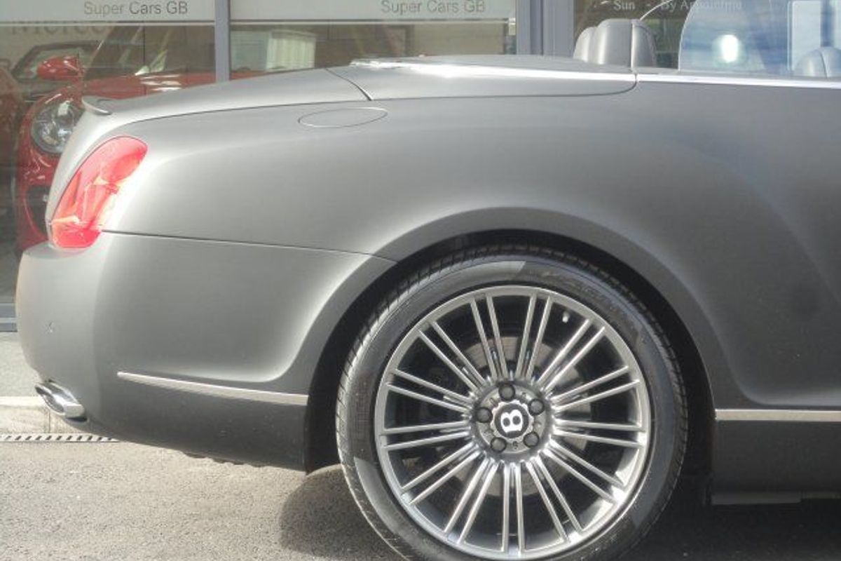 BENTLEY GTC Speed in Matte Black