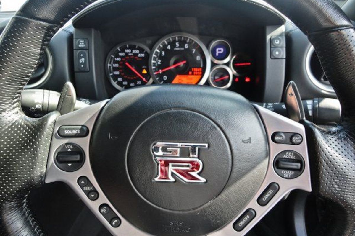 NISSAN GT-R V6 Twin Turbo Black Edition