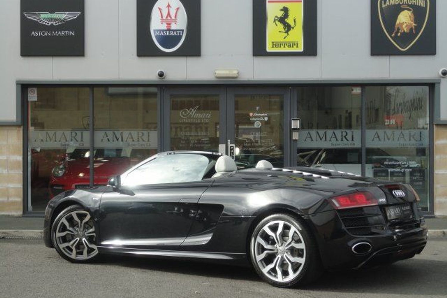 AUDI R8 V10 Spyder R-Tronic