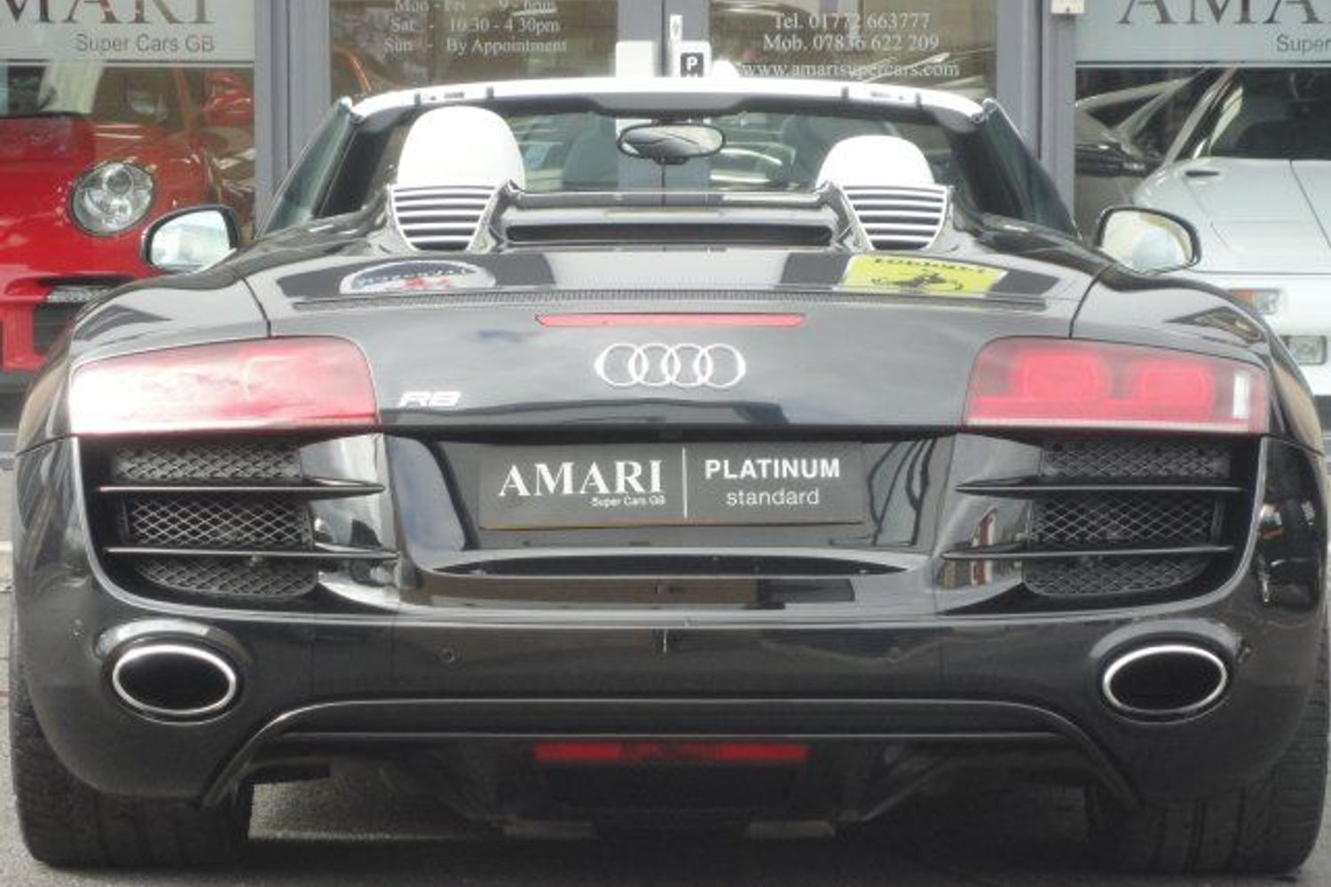 AUDI R8 V10 Spyder R-Tronic