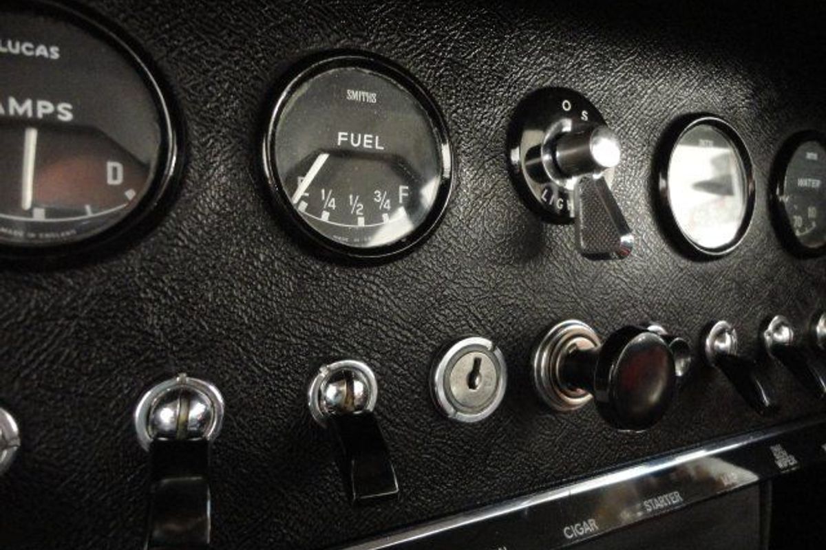 JAGUAR E-Type 4.2 Series 1