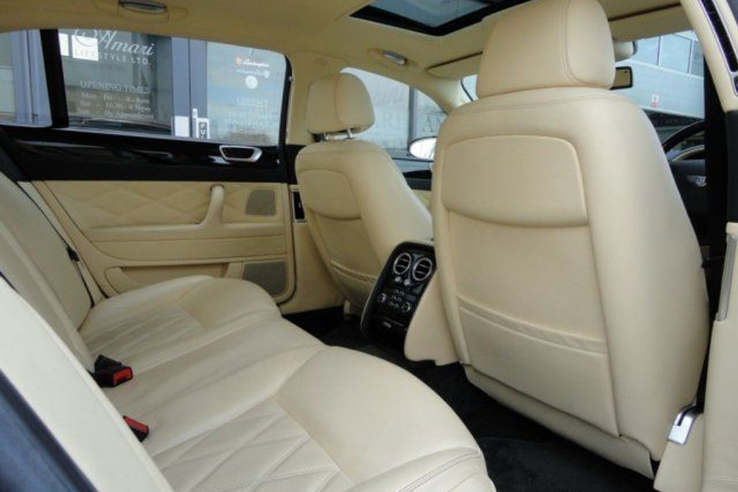 BENTLEY Continental Flying Spur