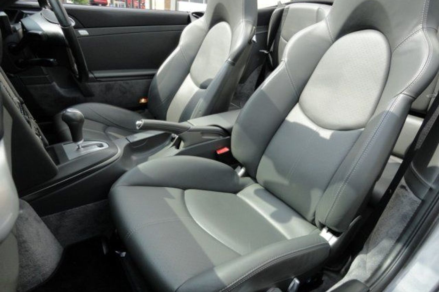 PORSCHE Carrera 2 TIPTRONIC S